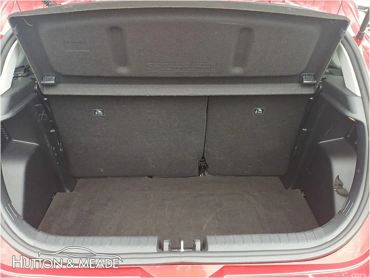 Hyundai i20 Hatchback, Petrol, 2025, Red