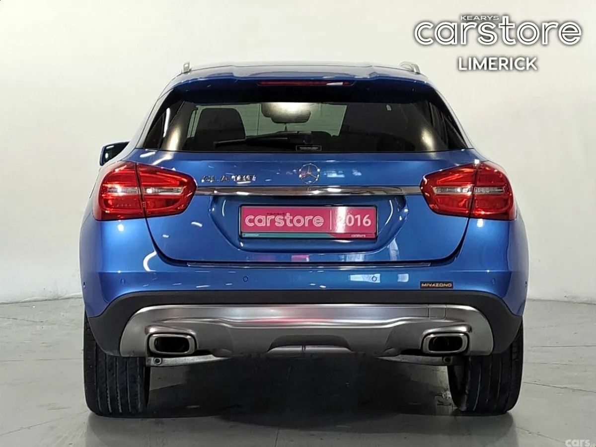 Mercedes-Benz GLA Hatchback, Petrol, 2016, Blue