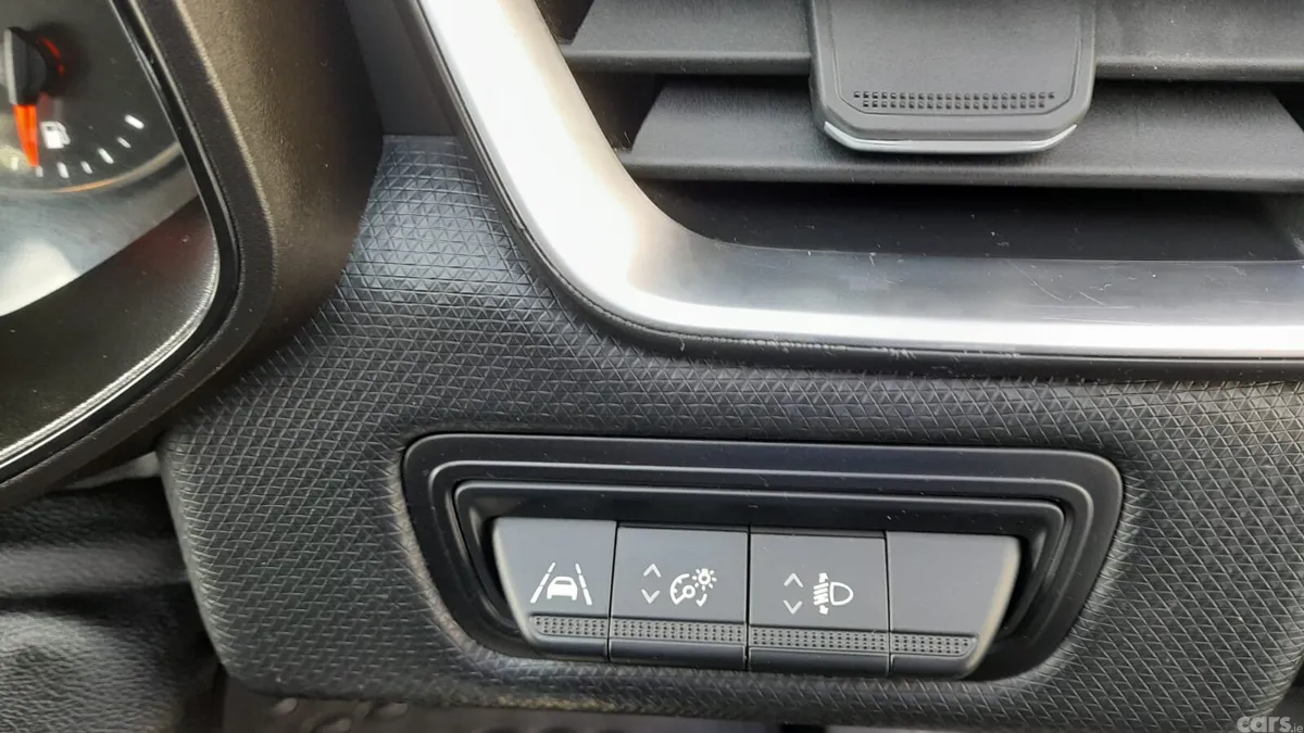 Renault Clio Hatchback, Petrol, 2022, Black