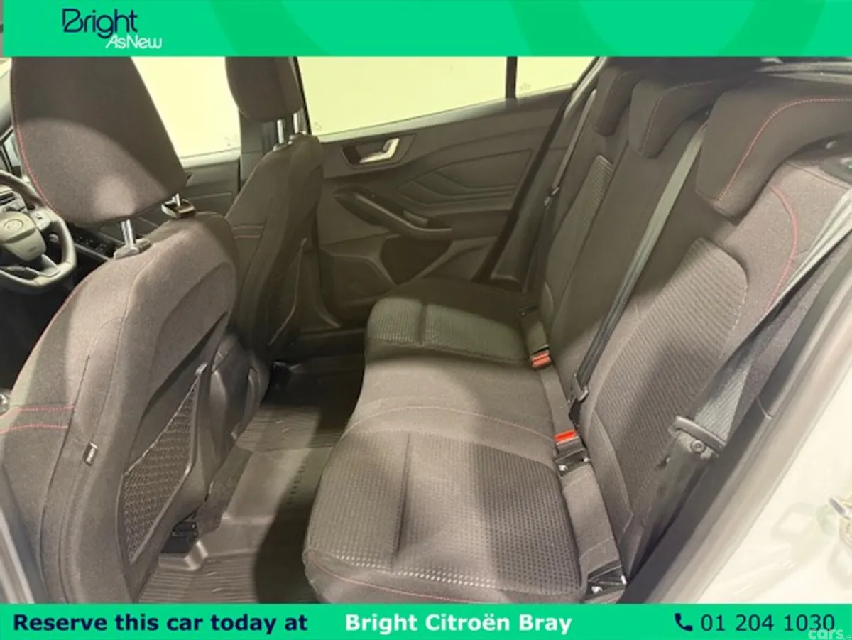Ford Focus Hatchback, Petrol, 2024, White