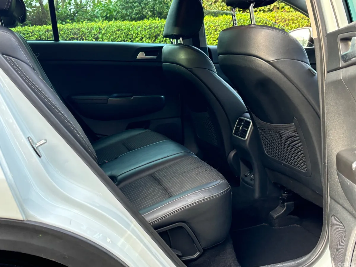 Kia Sportage SUV, Diesel, 2016, White
