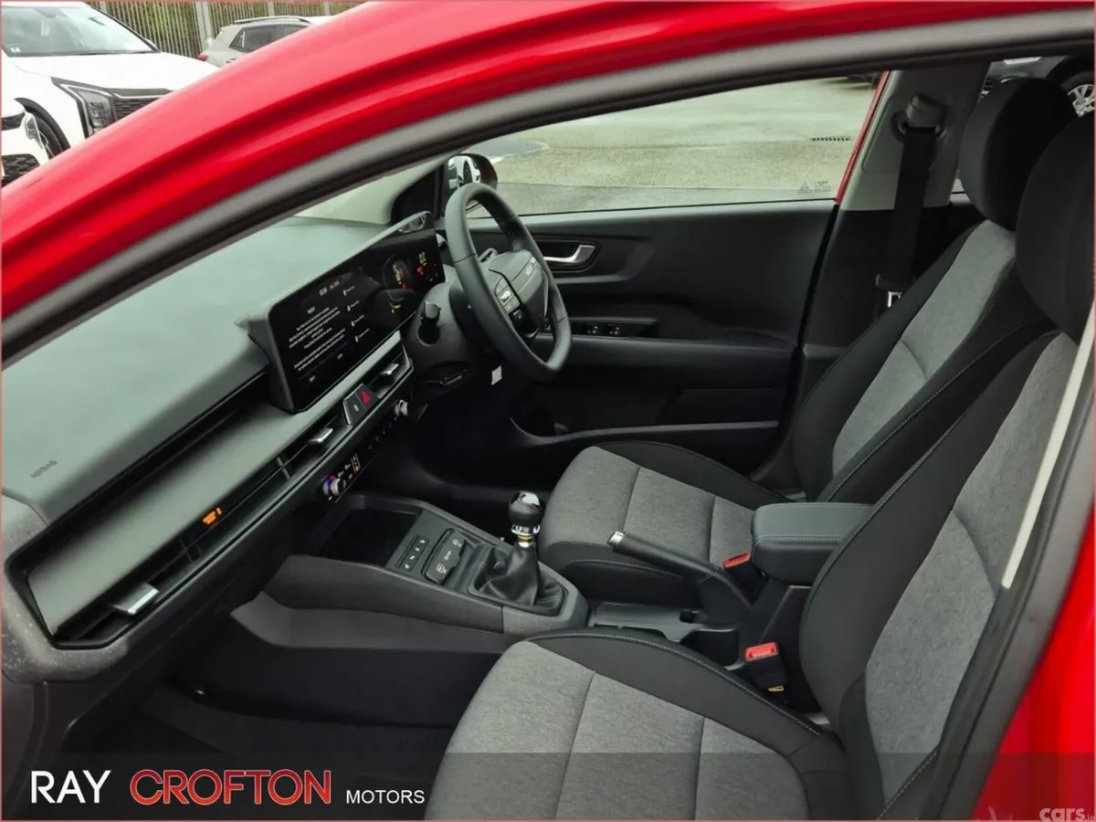 Kia Stonic MPV, Petrol, 2026, Red