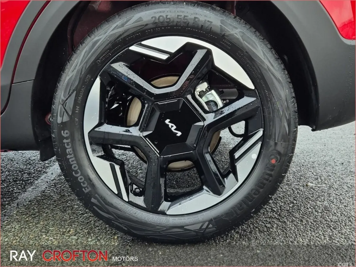 Kia Stonic MPV, Petrol, 2026, Red