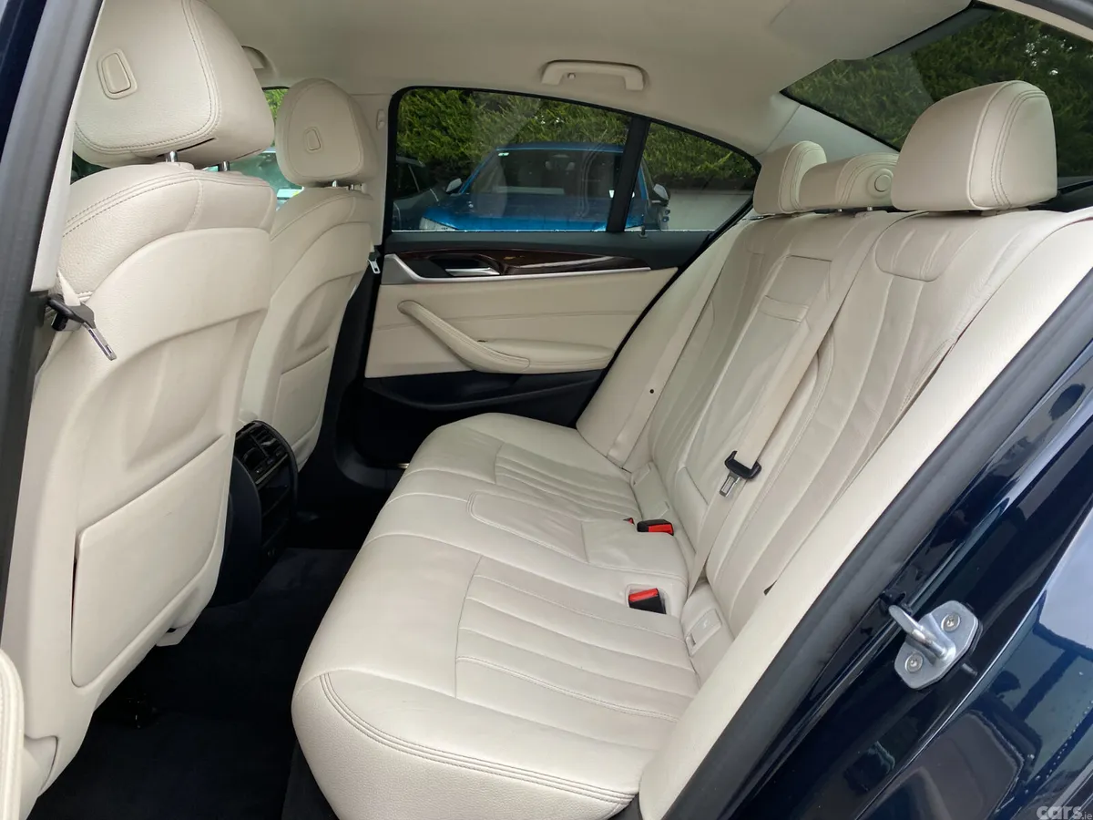 BMW 5-Series Saloon, Diesel, 2019, Blue