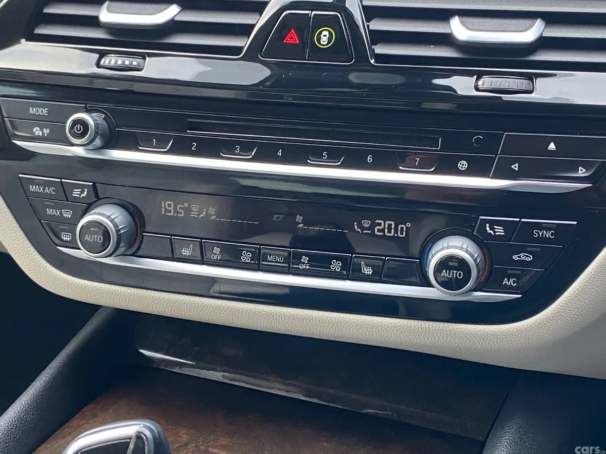BMW 5-Series Saloon, Diesel, 2019, Blue