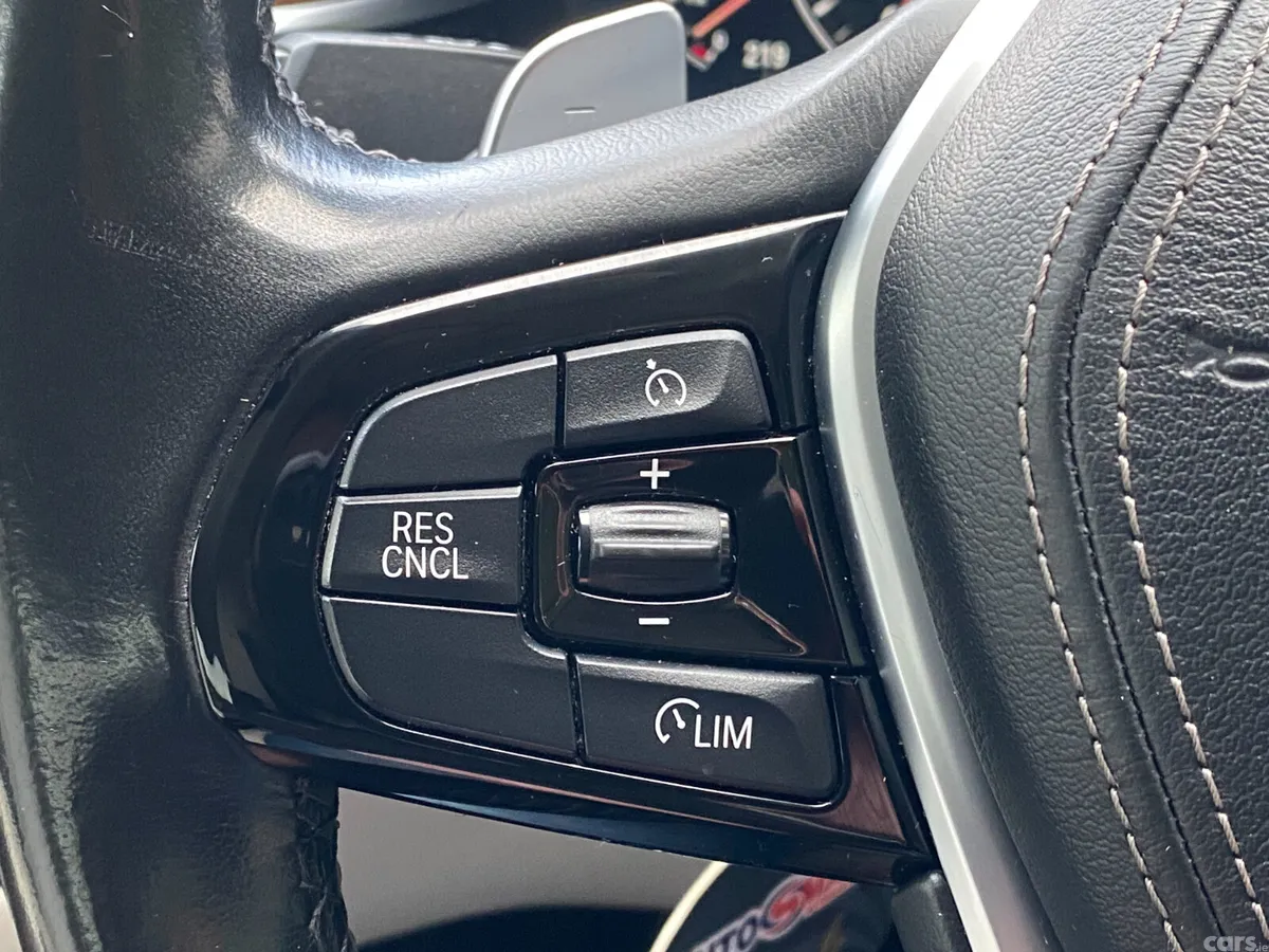 BMW 5-Series Saloon, Diesel, 2019, Blue