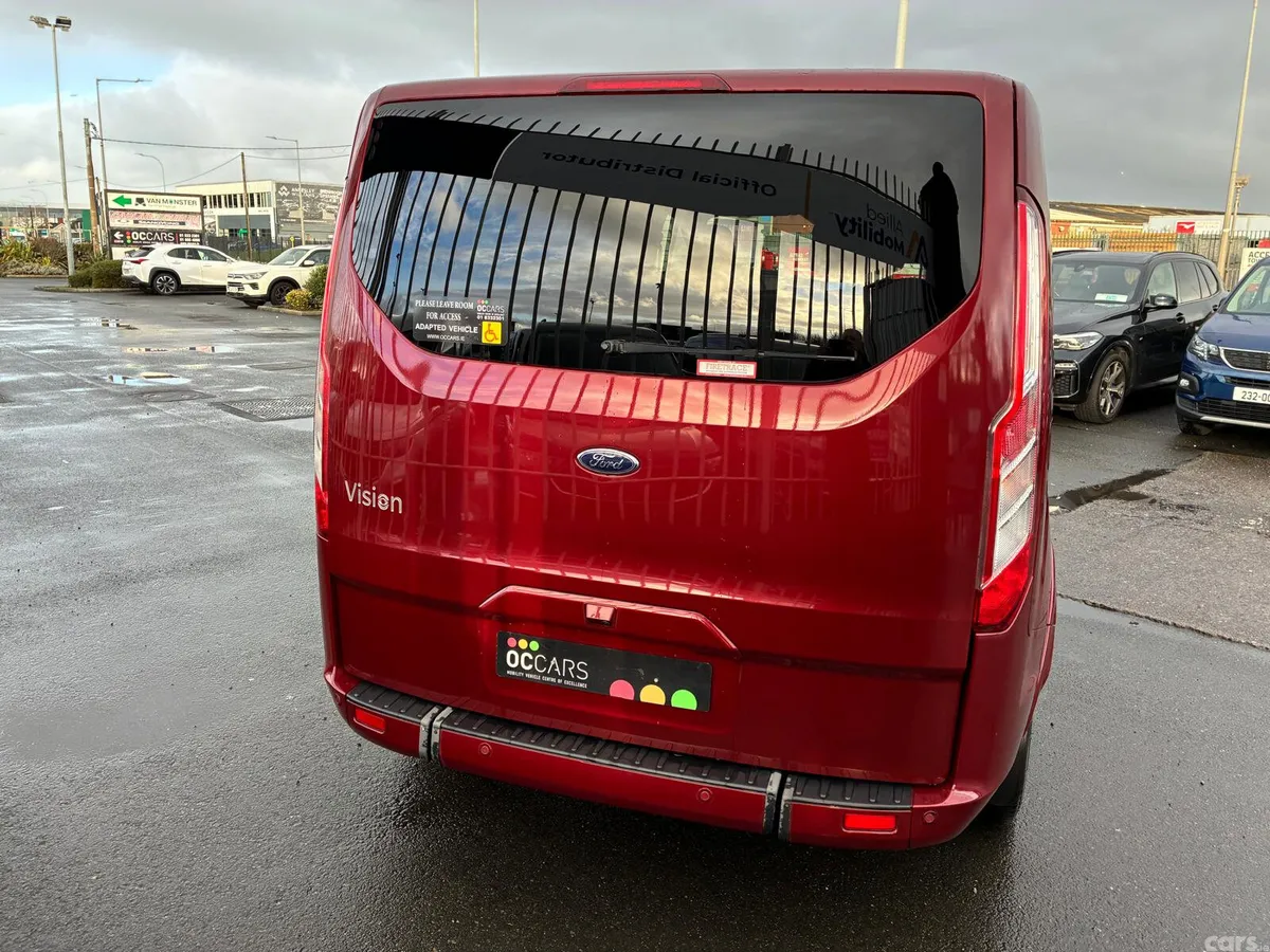 Ford Tourneo Custom MPV, Diesel, 2023, Red