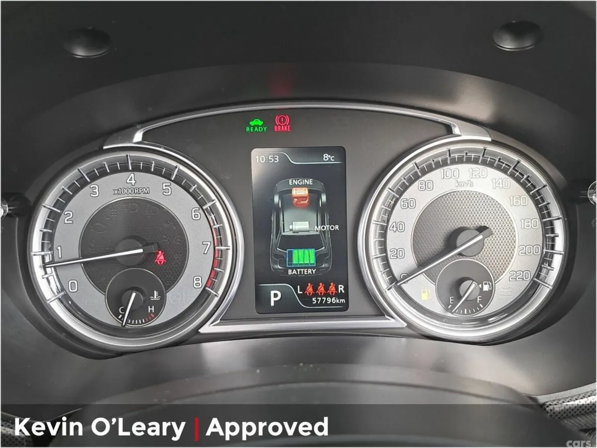 Suzuki Vitara SUV, Petrol Hybrid, 2023, Silver