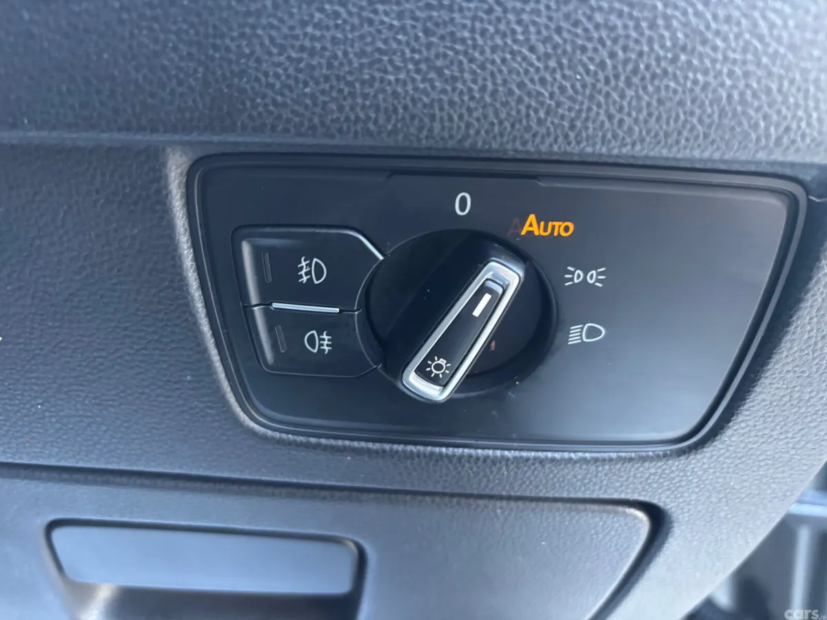 Volkswagen Passat Estate, Petrol, 2015, Grey