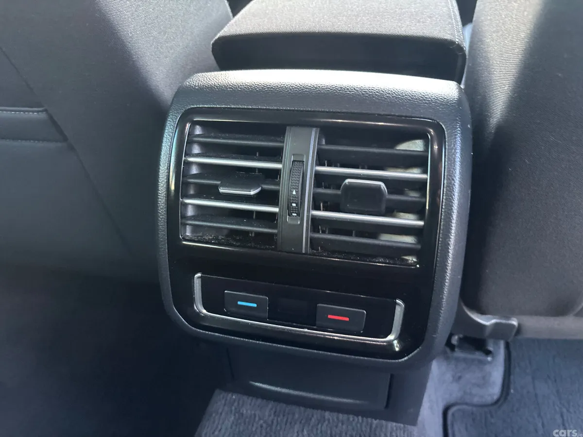 Volkswagen Passat Estate, Petrol, 2015, Grey