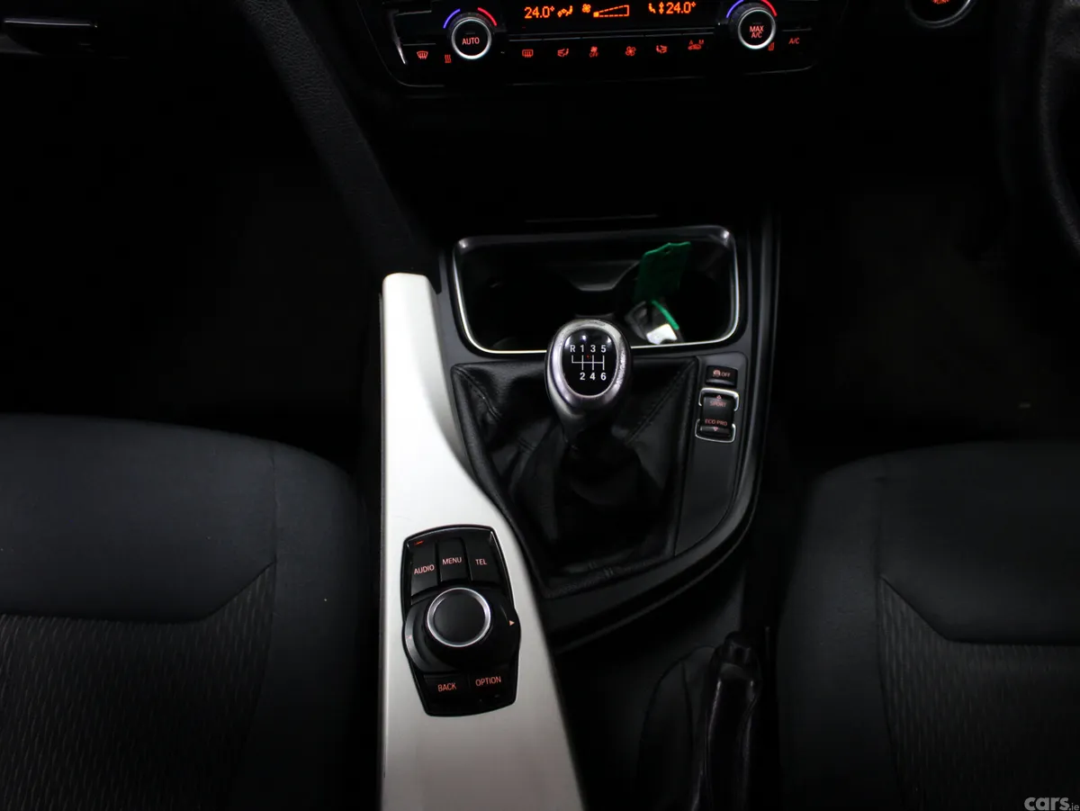 BMW 3-Series Saloon, Diesel, 2014, Silver