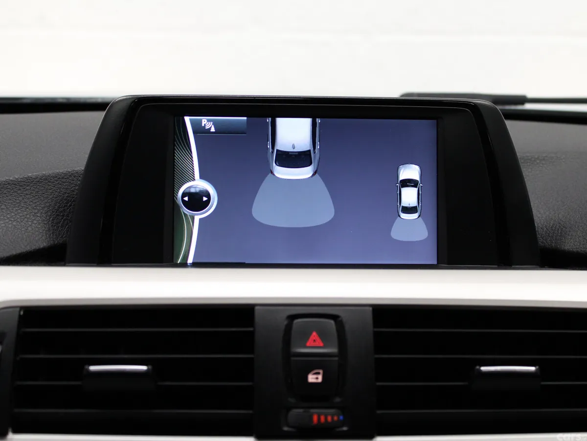 BMW 3-Series Saloon, Diesel, 2014, Silver
