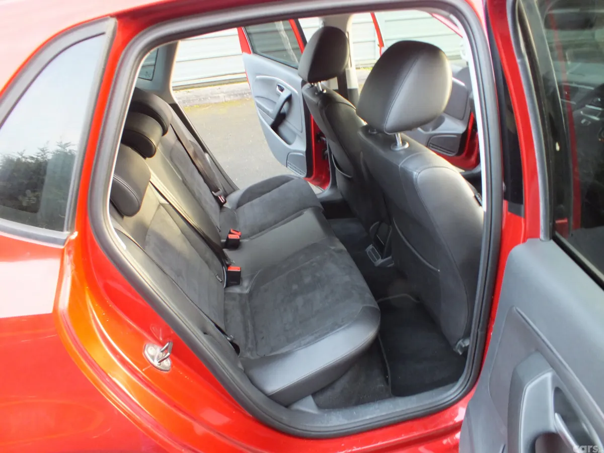 Volkswagen Polo Hatchback, Petrol, 2017, Red