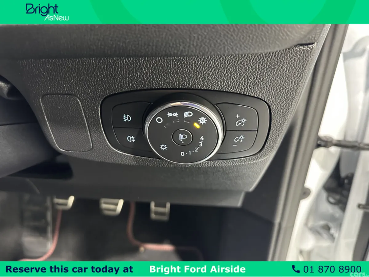 Ford Focus Hatchback, Petrol Hybrid, 2023, Grey