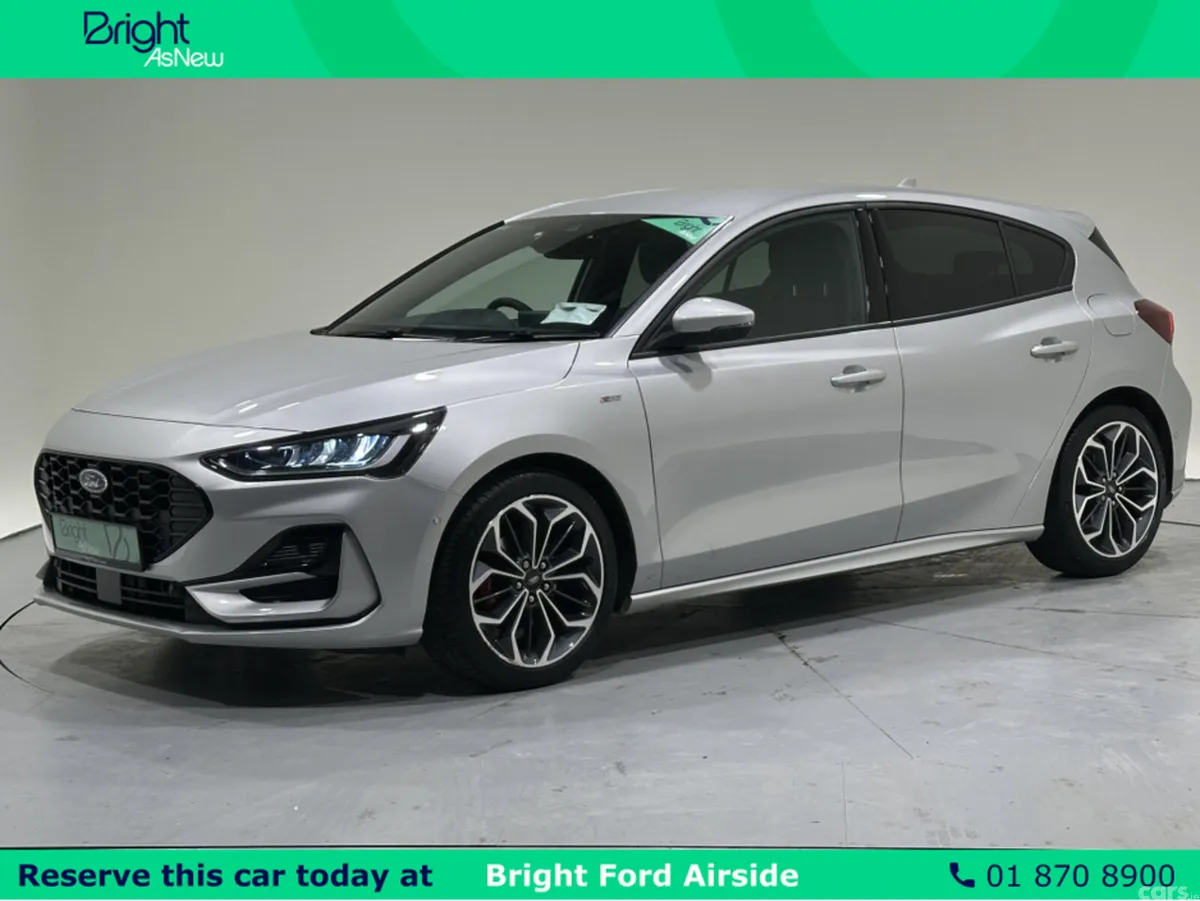 Ford Focus Hatchback, Petrol Hybrid, 2023, Grey