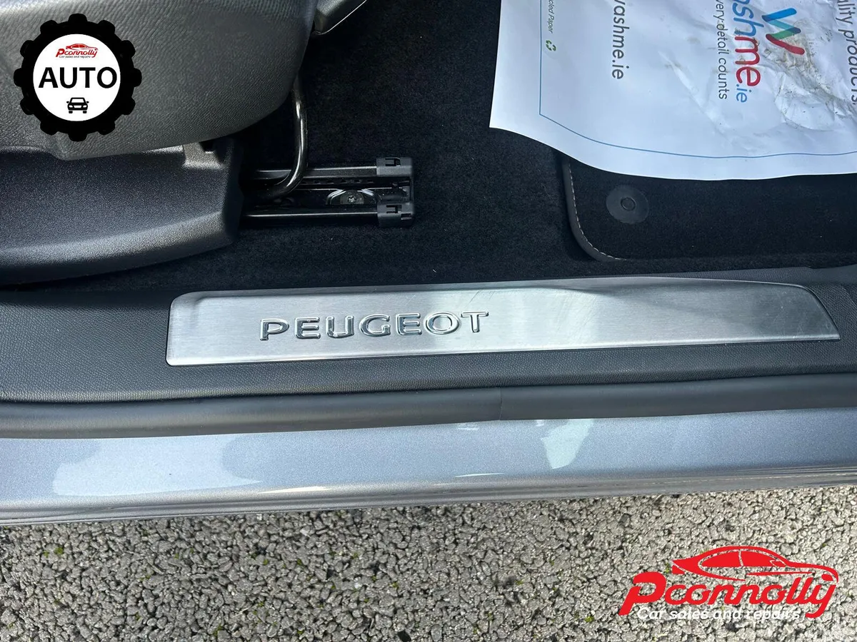 Peugeot 3008 SUV, Diesel, 2023, Grey
