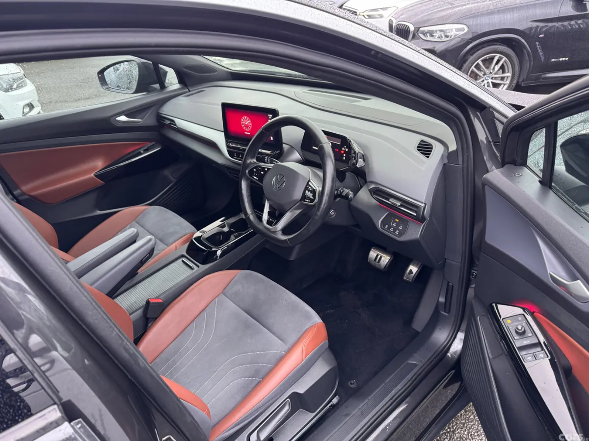 Volkswagen ID.4 Estate, Electric, 2021, Grey