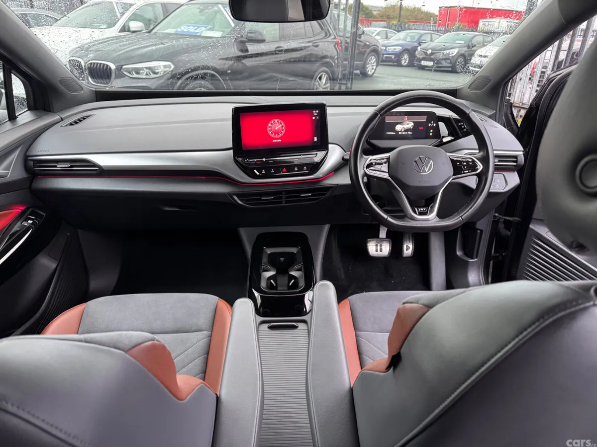 Volkswagen ID.4 Estate, Electric, 2021, Grey