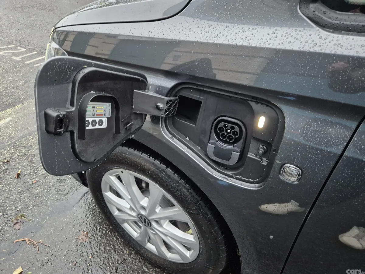 Volkswagen Caddy MPV, Petrol Plug-in Hybrid, 2026, Grey