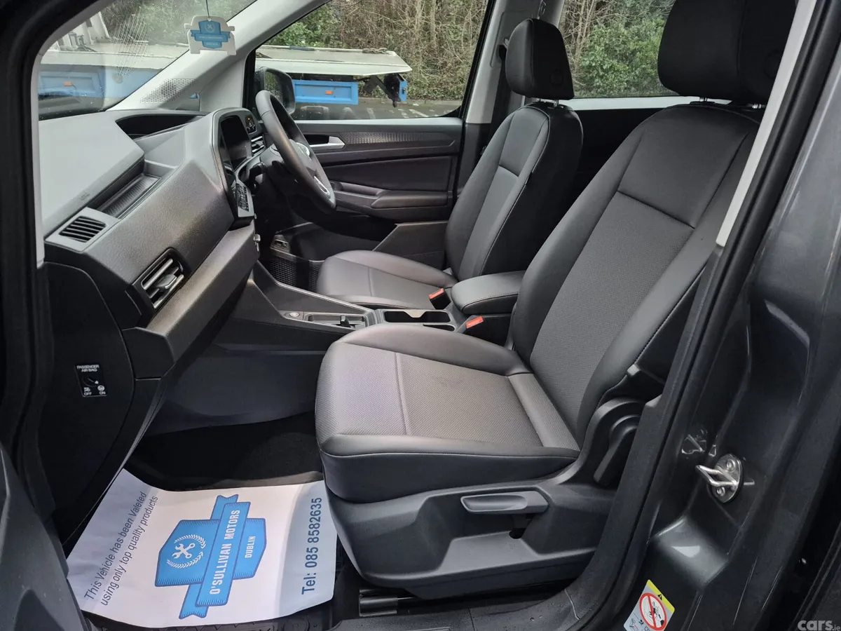 Volkswagen Caddy MPV, Petrol Plug-in Hybrid, 2026, Grey