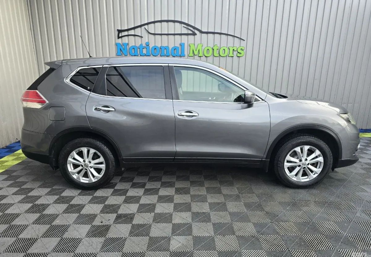 Nissan X-Trail SUV, Diesel, 2016, Grey