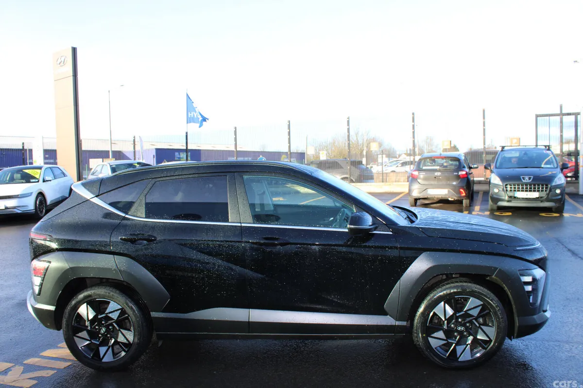 Hyundai KONA MPV, Petrol Hybrid, 2023, Black