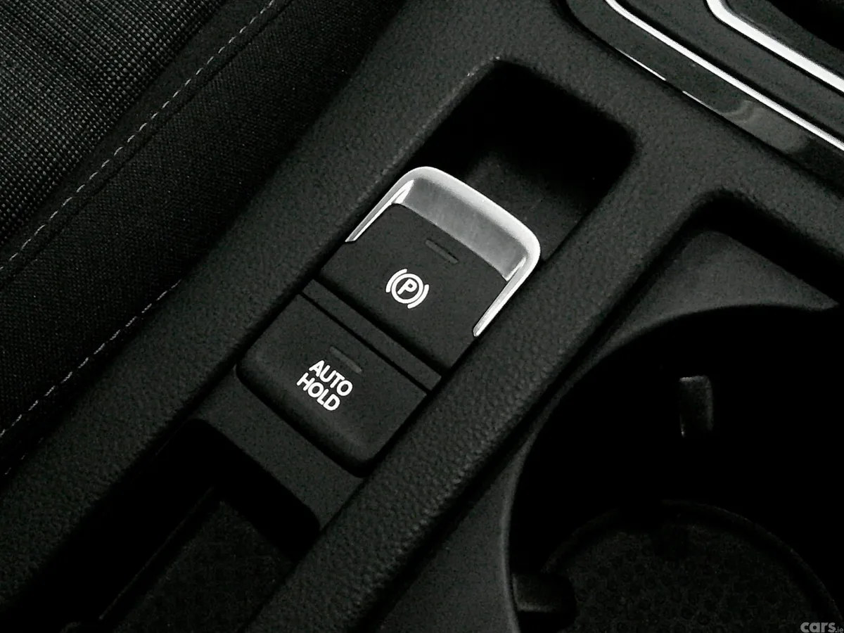 Volkswagen Passat Saloon, Diesel, 2021, Grey