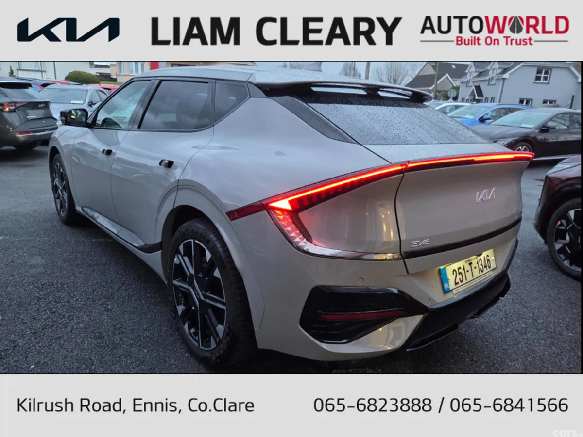 Kia EV6 MPV, Electric, 2025, Grey