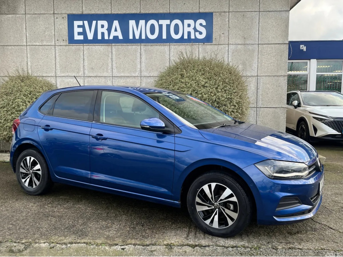 Volkswagen Polo Hatchback, Petrol, 2021, Blue