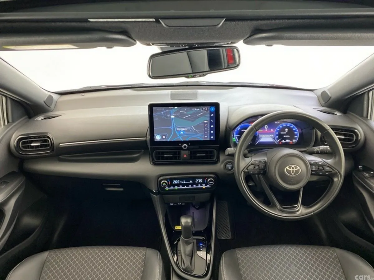 Toyota Yaris Hatchback, Petrol Hybrid, 2024, Red
