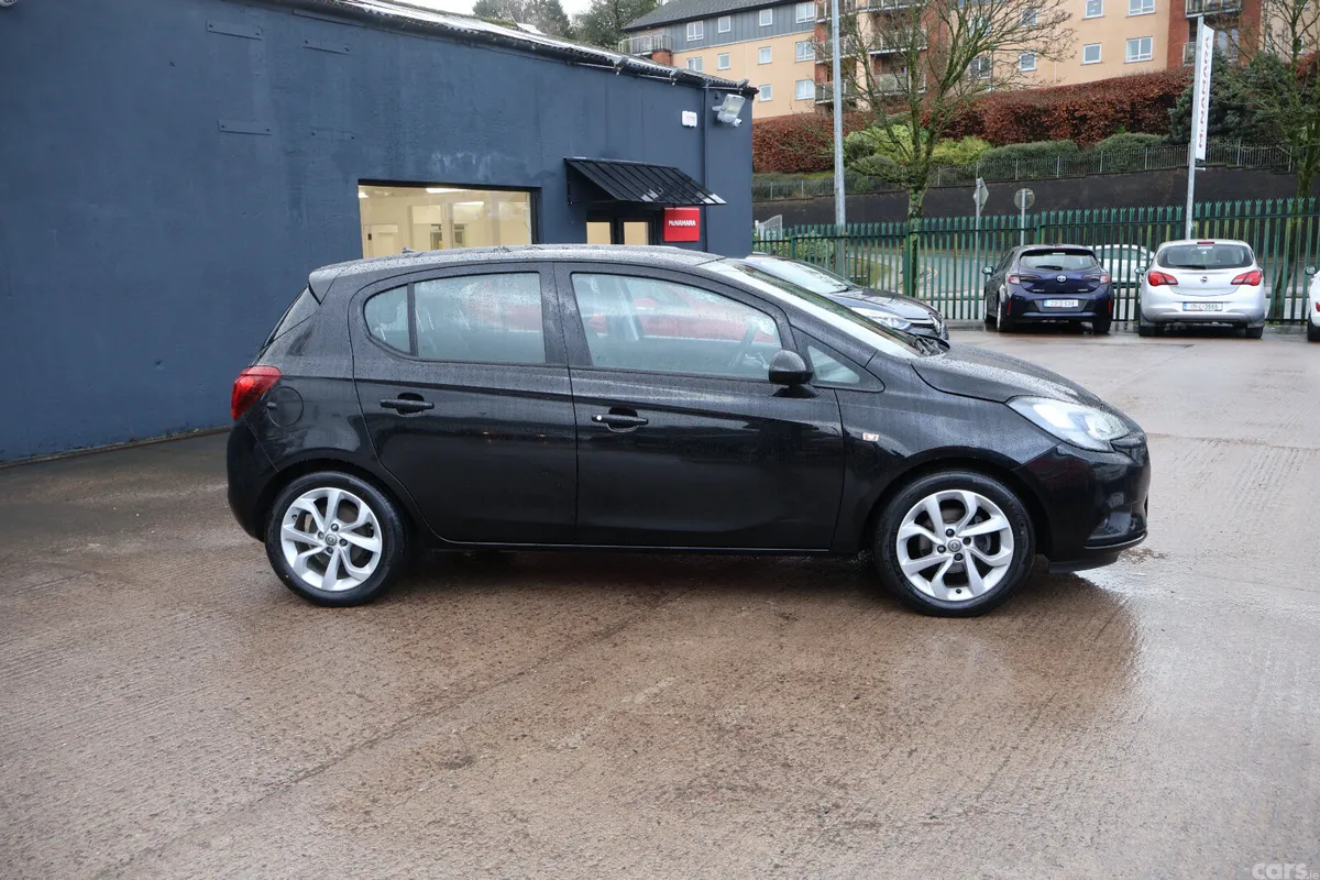 Opel Corsa Hatchback, Petrol, 2019, Black