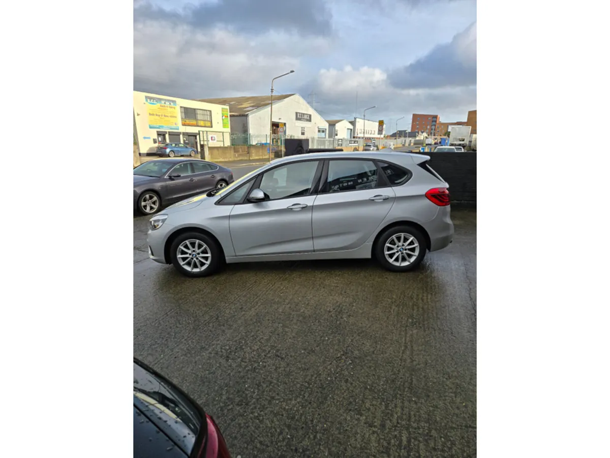 BMW 2-Series Estate, Diesel, 2017, Grey