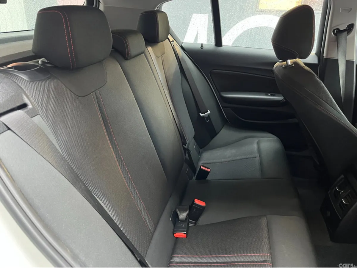 BMW 1-Series Hatchback, Diesel, 2017, White