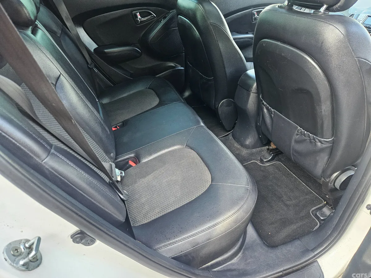 Hyundai ix35 SUV, Diesel, 2013, White