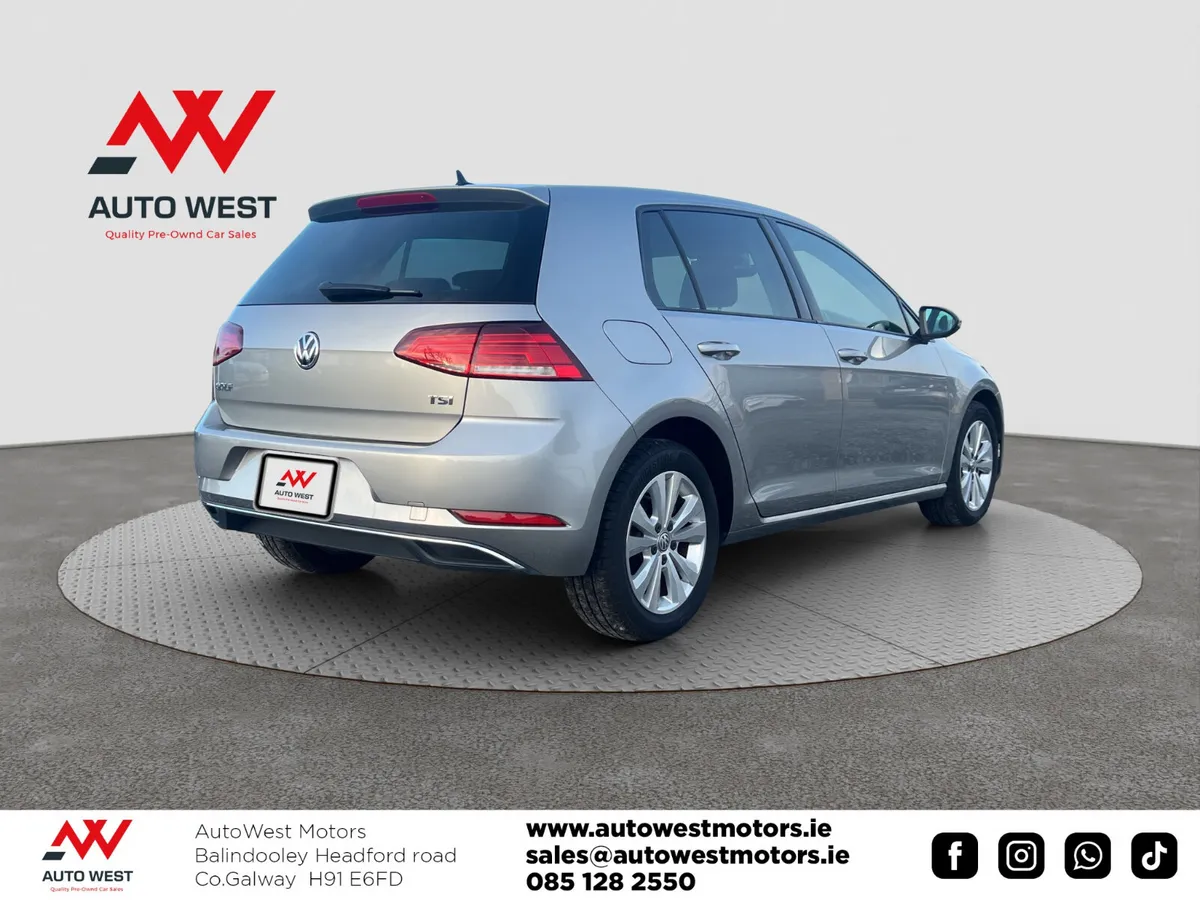 Volkswagen Golf Hatchback, Petrol, 2017, White