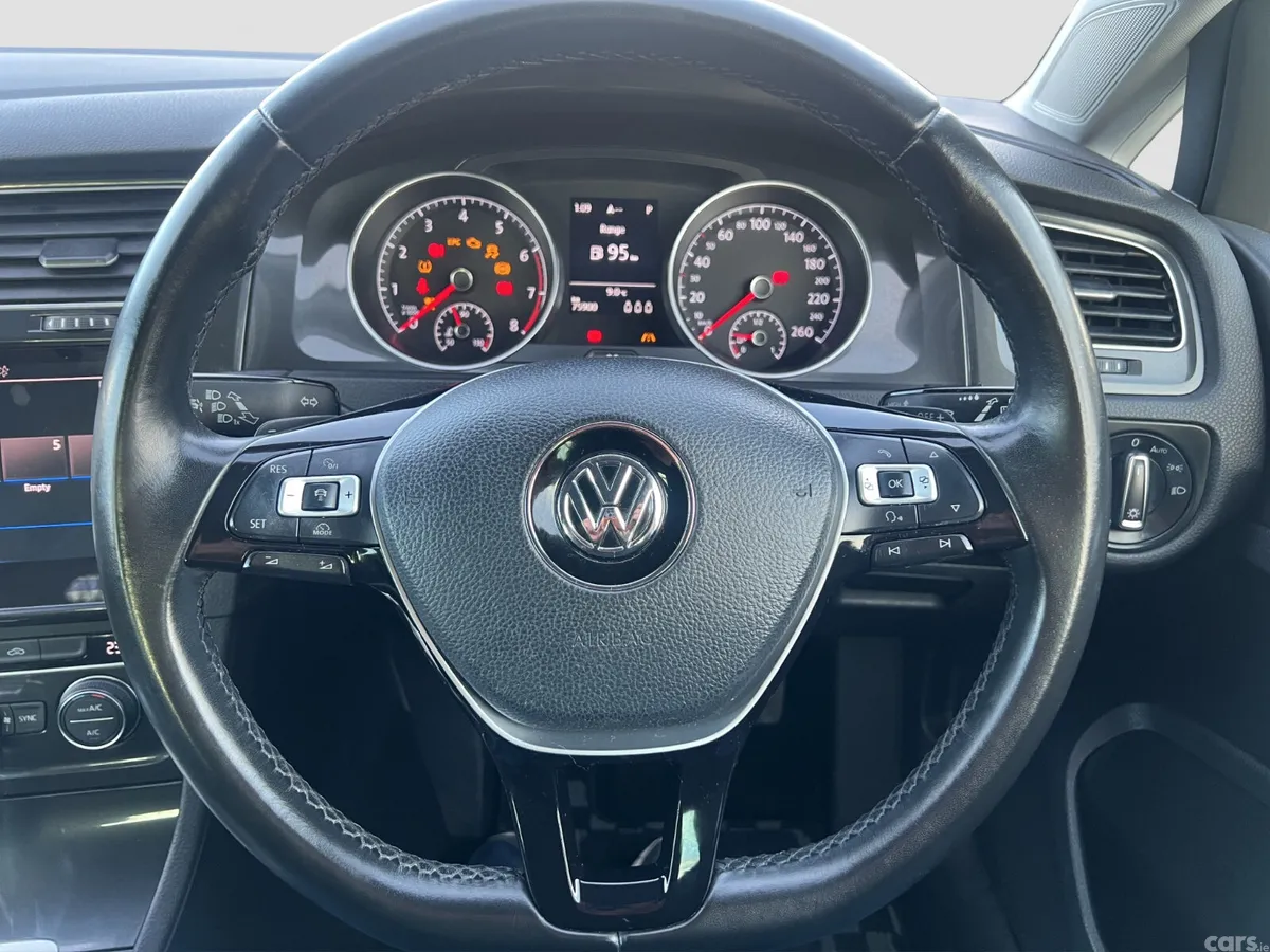 Volkswagen Golf Hatchback, Petrol, 2017, White