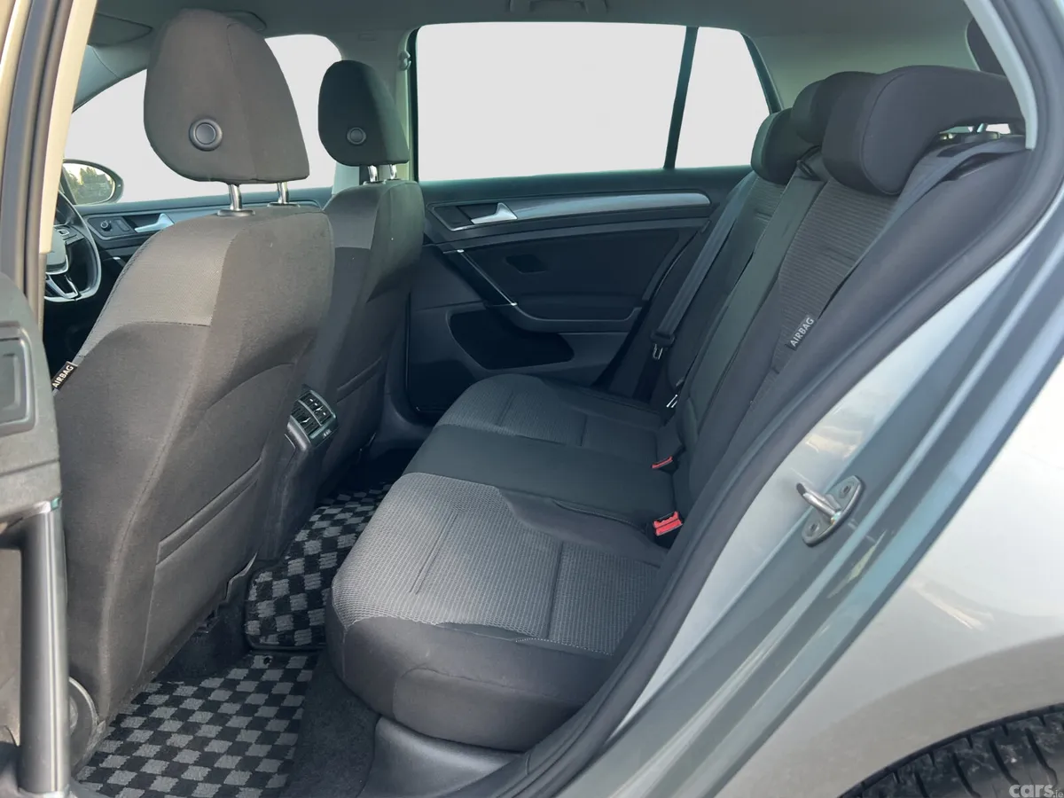 Volkswagen Golf Hatchback, Petrol, 2017, White