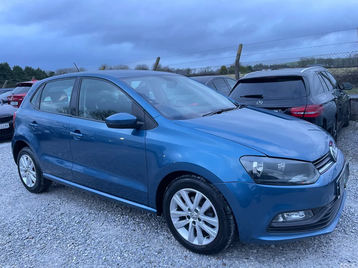 Volkswagen Polo Hatchback, Petrol, 2017, Blue