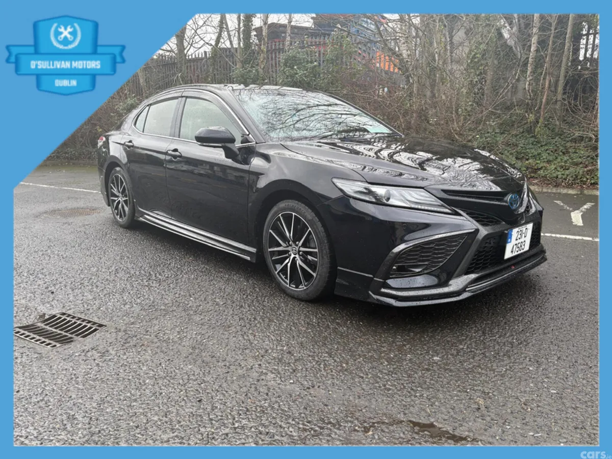 Toyota Camry Saloon, Petrol Hybrid, 2023, Black