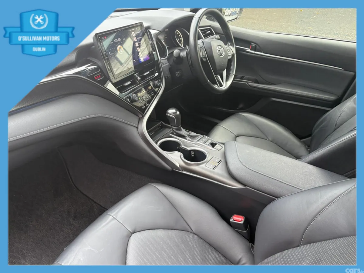 Toyota Camry Saloon, Petrol Hybrid, 2023, Black