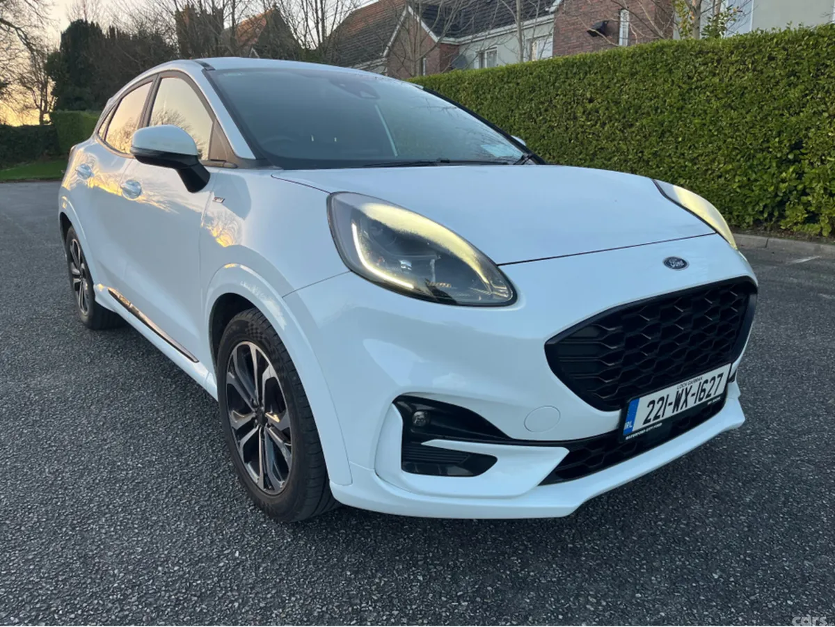 Ford Puma MPV, Petrol, 2022, White