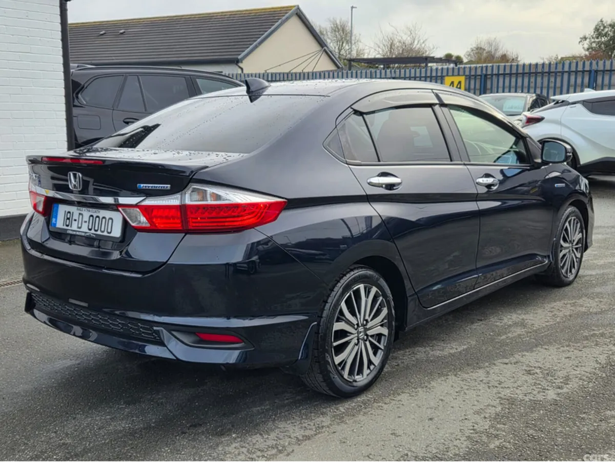 Honda Grace Saloon, Petrol Hybrid, 2018, Blue
