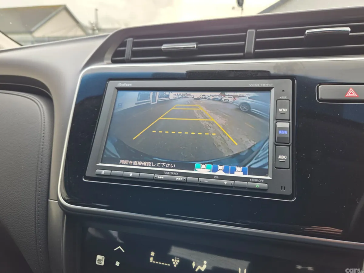 Honda Grace Saloon, Petrol Hybrid, 2018, Blue