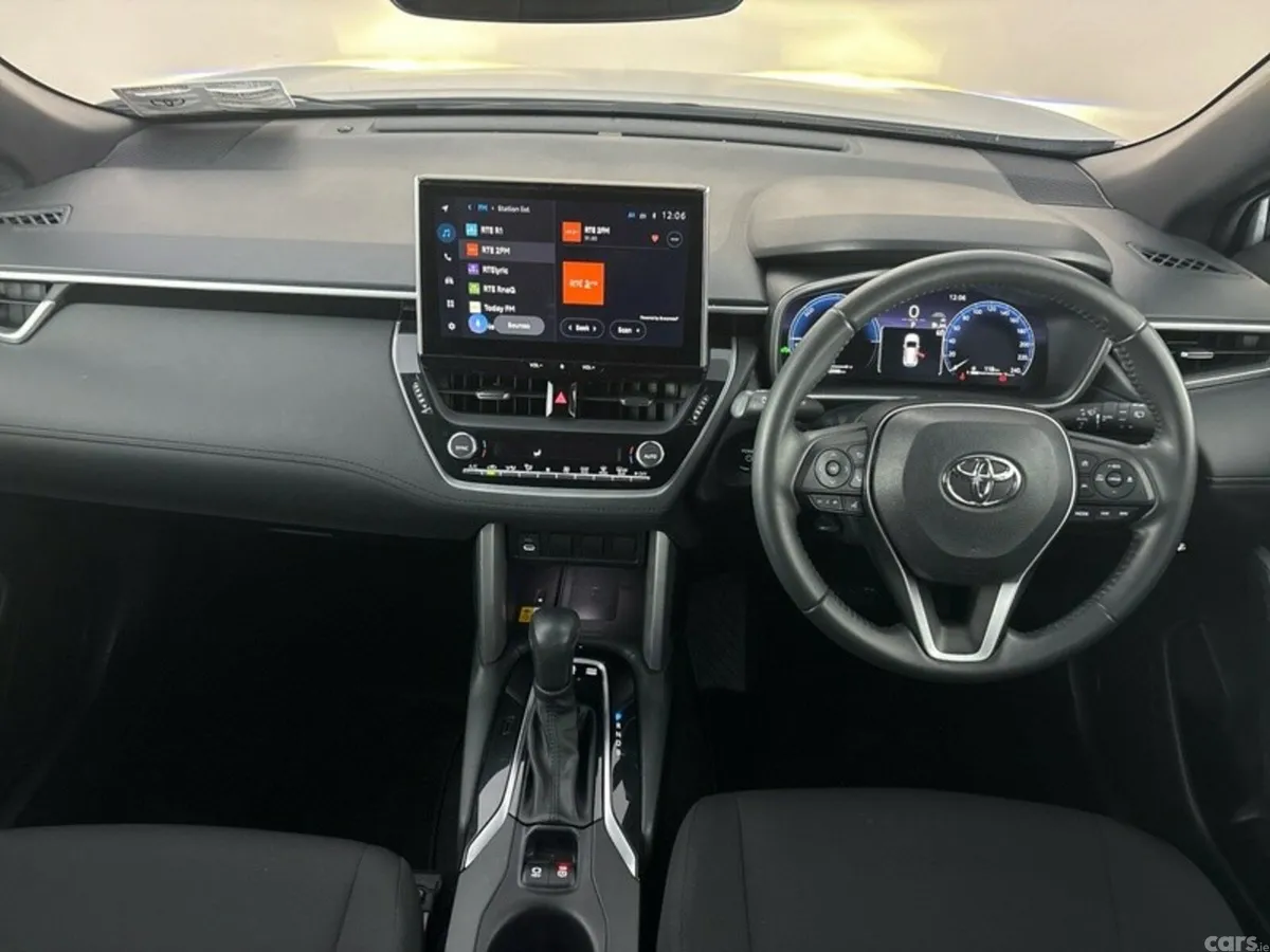 Toyota Corolla Cross Hatchback, Petrol Hybrid, 2024, Grey