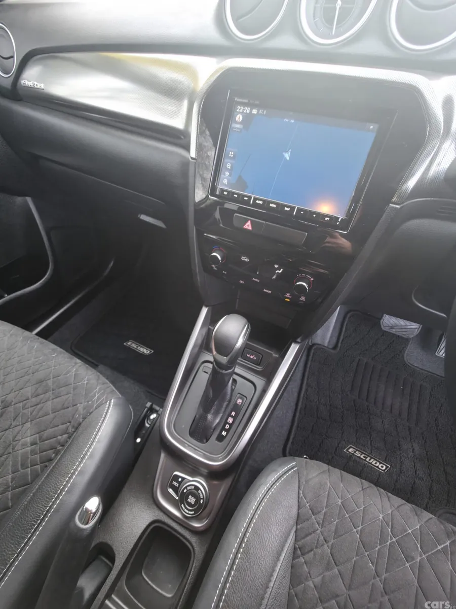 Suzuki Grand Vitara SUV, Petrol Hybrid, 2023, Beige