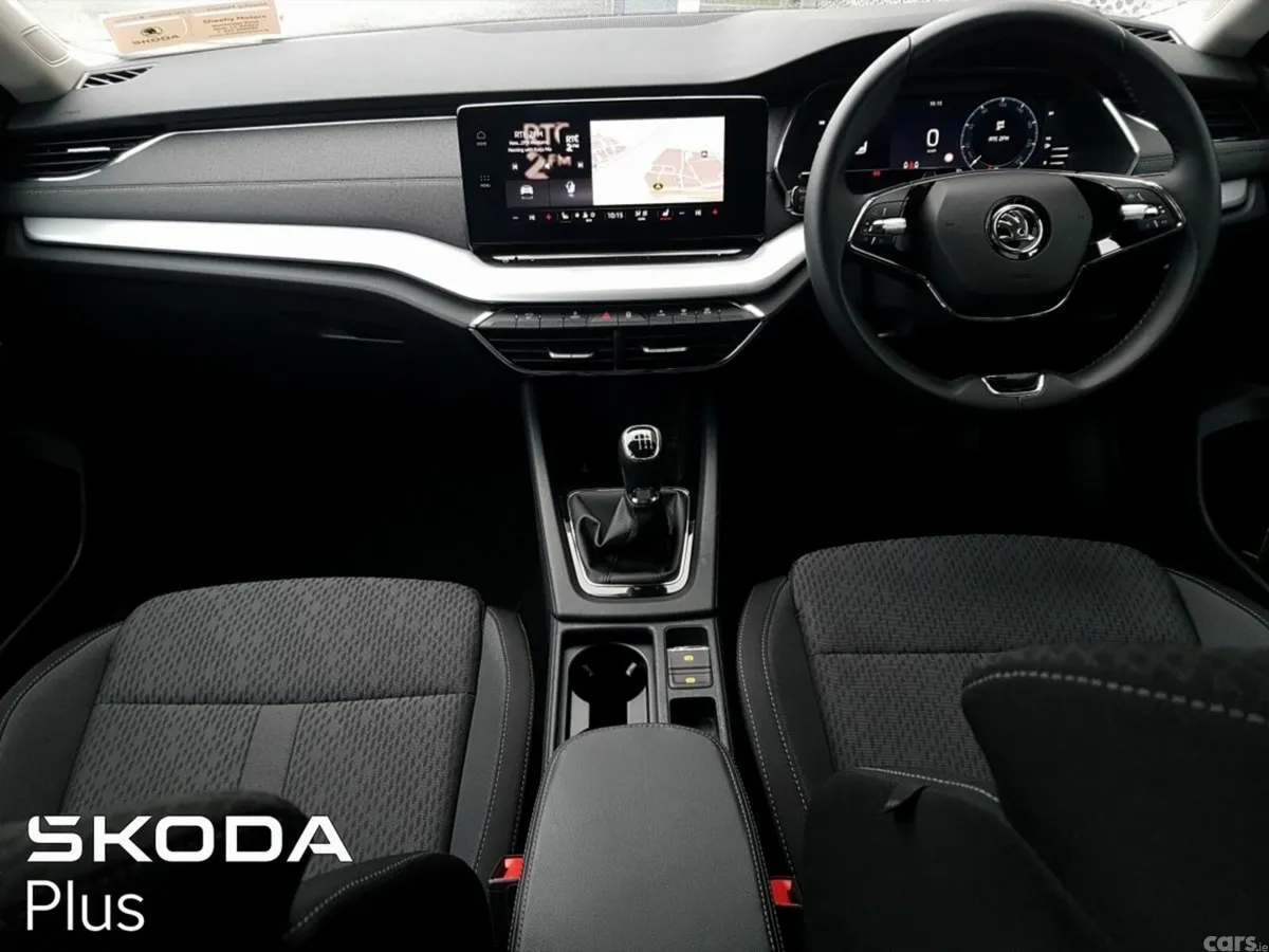 Skoda Octavia Saloon, Petrol, 2023, Black