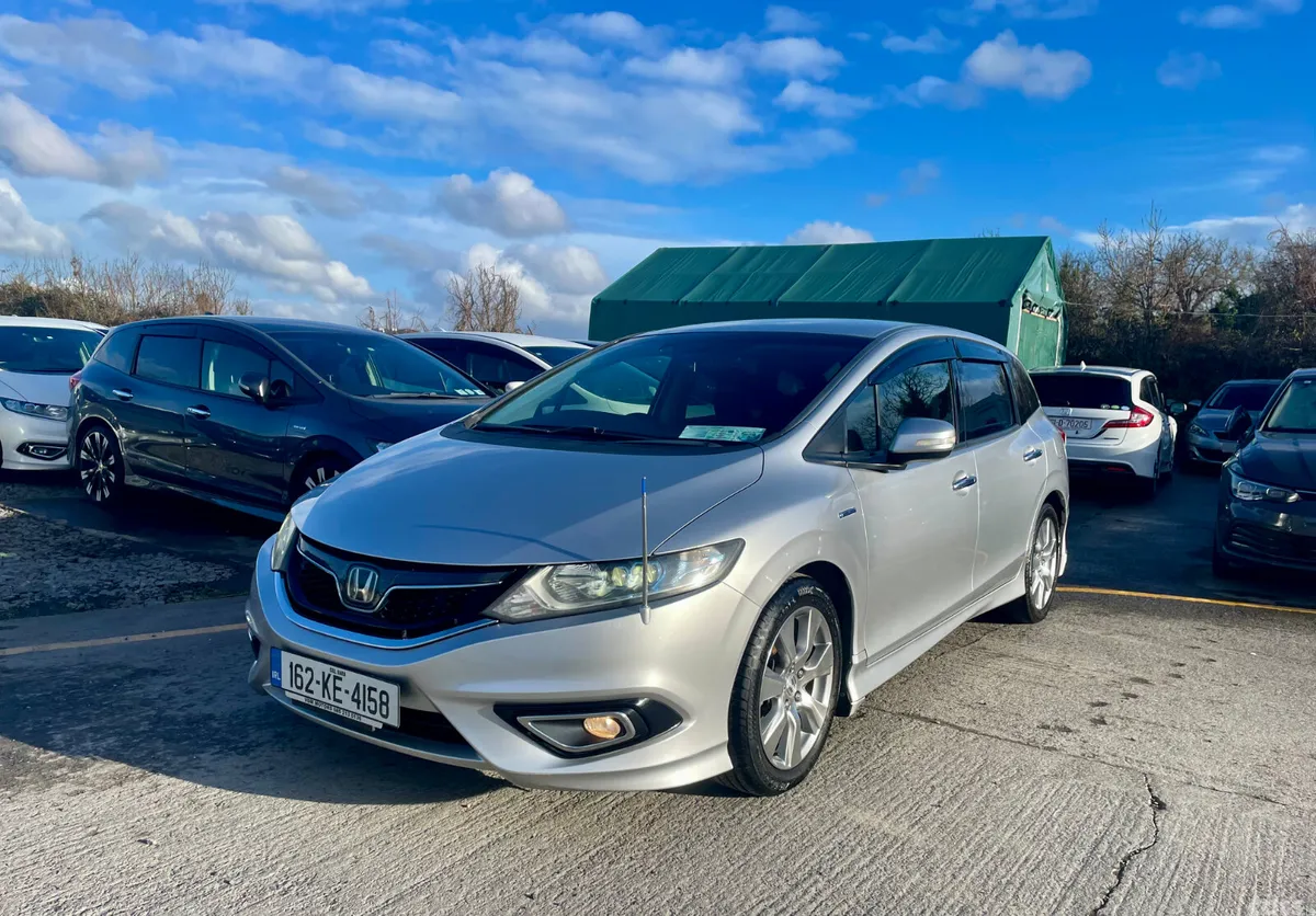 Honda Jade MPV, Petrol Hybrid, 2016, Silver