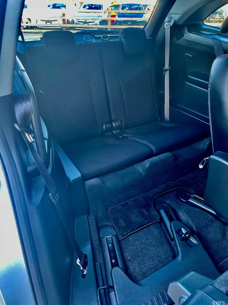 Honda Jade MPV, Petrol Hybrid, 2016, Silver