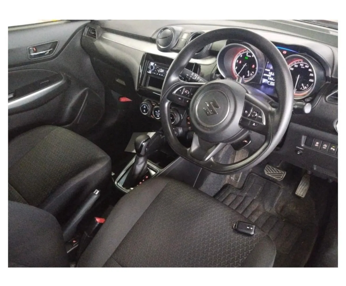 Suzuki Swift Hatchback, Petrol Hybrid, 2020, Orange