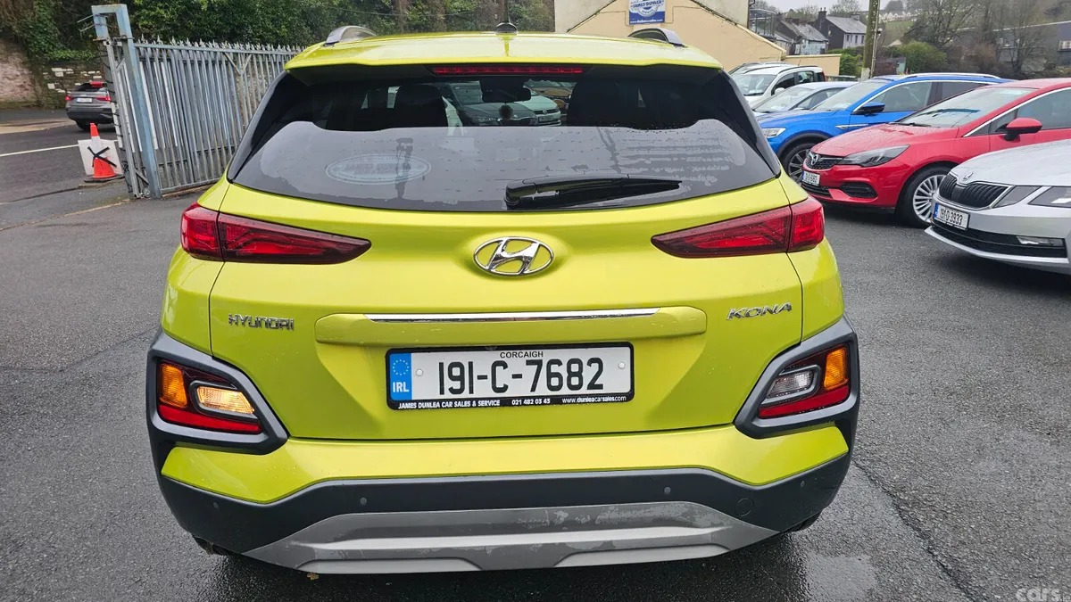 Hyundai KONA MPV, Petrol, 2019, Green